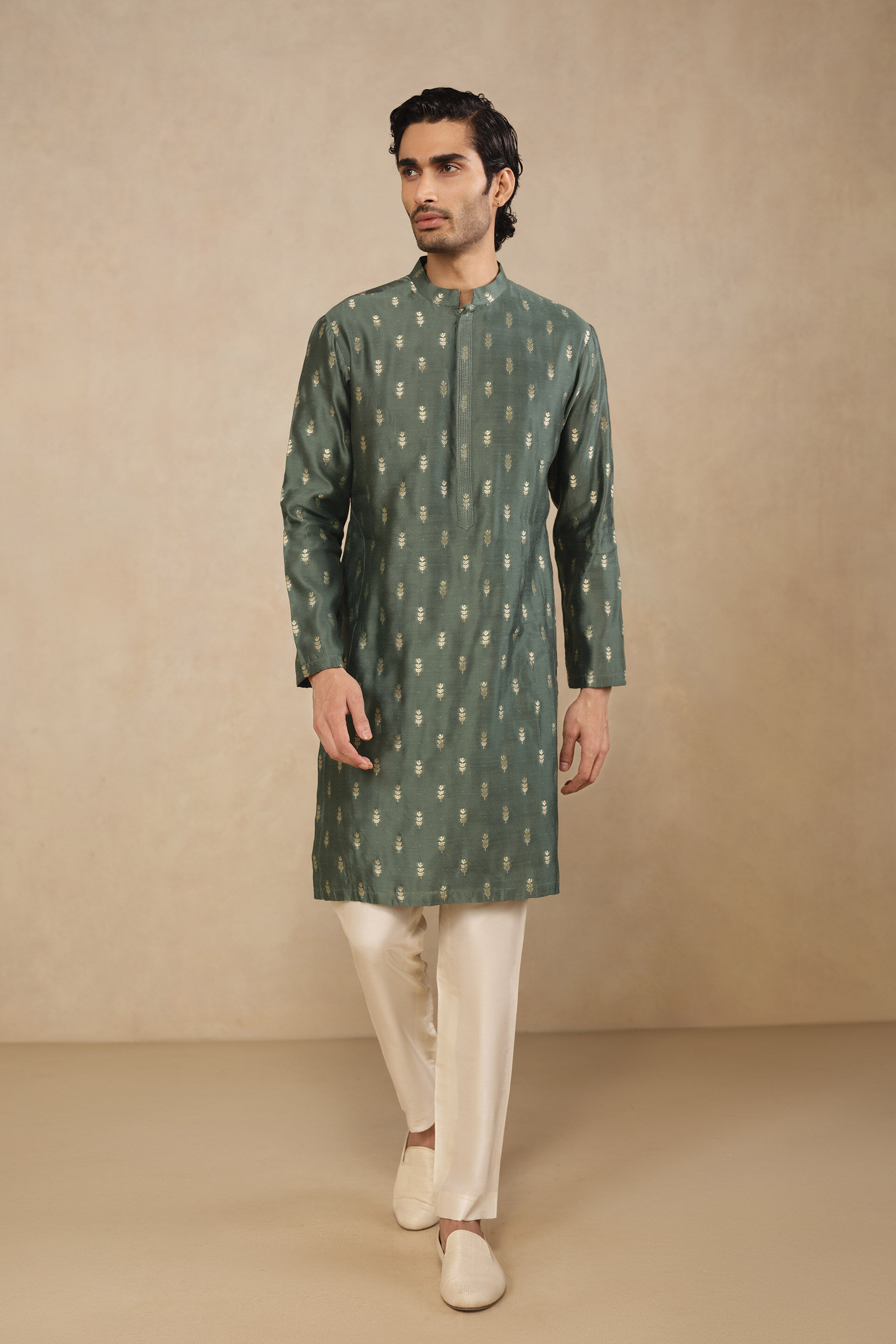 Aryam Woven Benarasi Kurta - Emrald Green